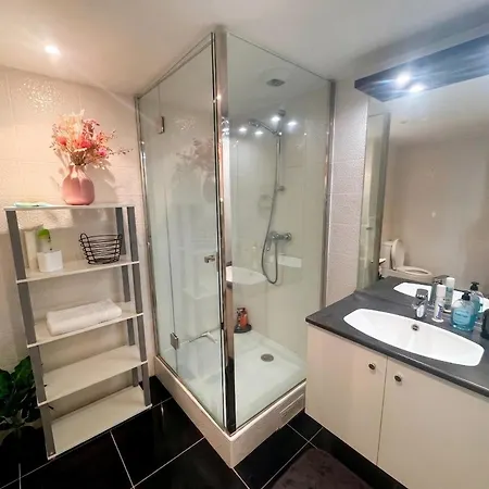 C10 Cozy Boulevard Jules Ferry 11th Arrondissement شقة