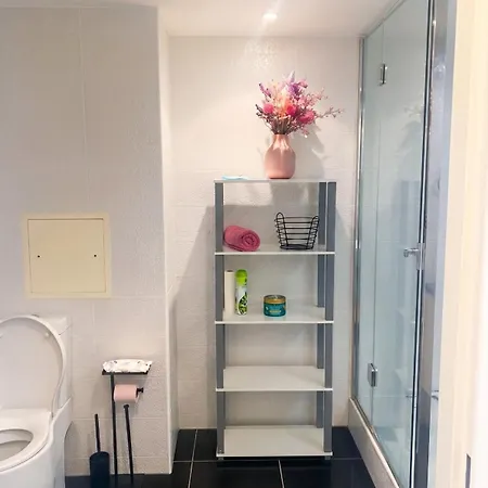 C10 Cozy Boulevard Jules Ferry 11th Arrondissement * باريس