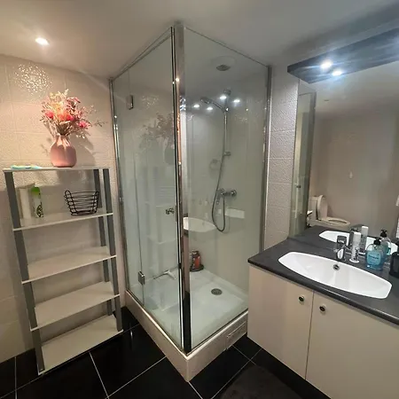 C10 Cozy Boulevard Jules Ferry 11th Arrondissement شقة